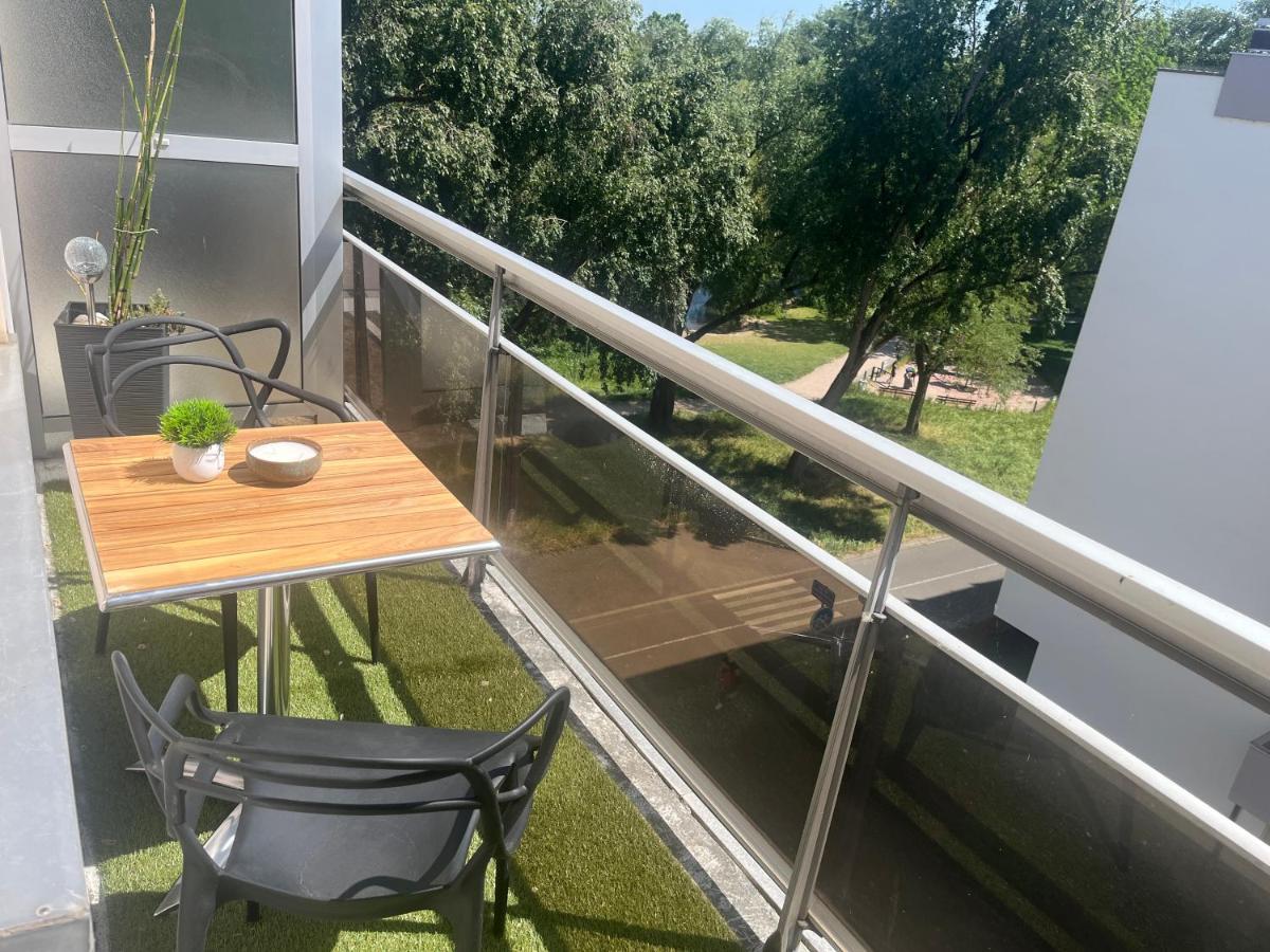 Strasbourg, Appartement Cosy Au Bord De L Eau Estrasburgo Exterior foto